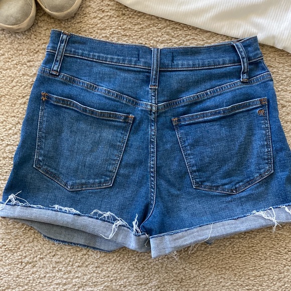 Madewell High Rise Denim Shorts Button Front Edition - Picture 4 of 5